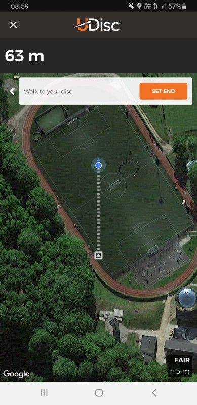 mål længde af dit kast i discgolf