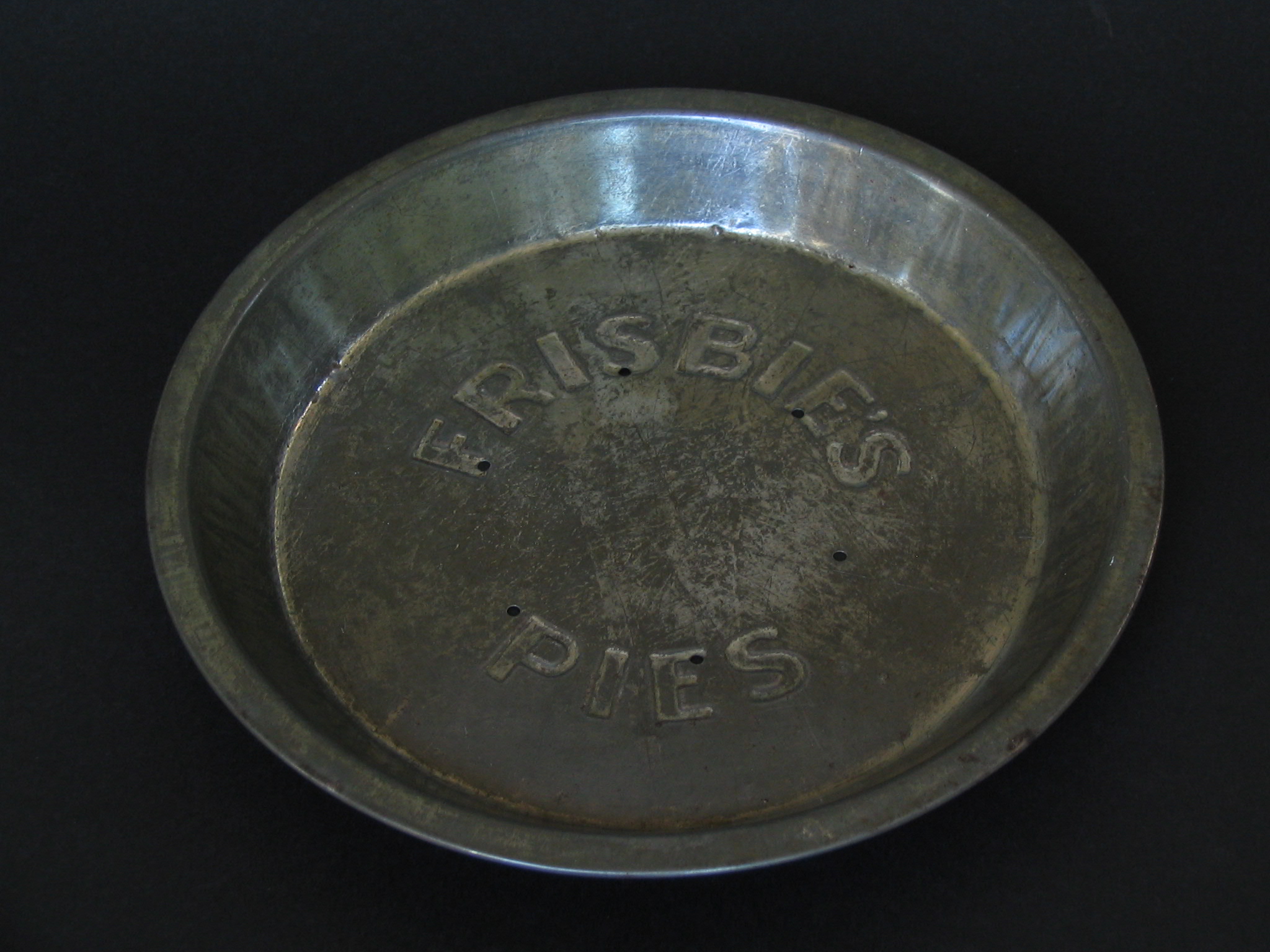 Frisbie’s Pies Tin (1871-1958) Frisbie Pie Company